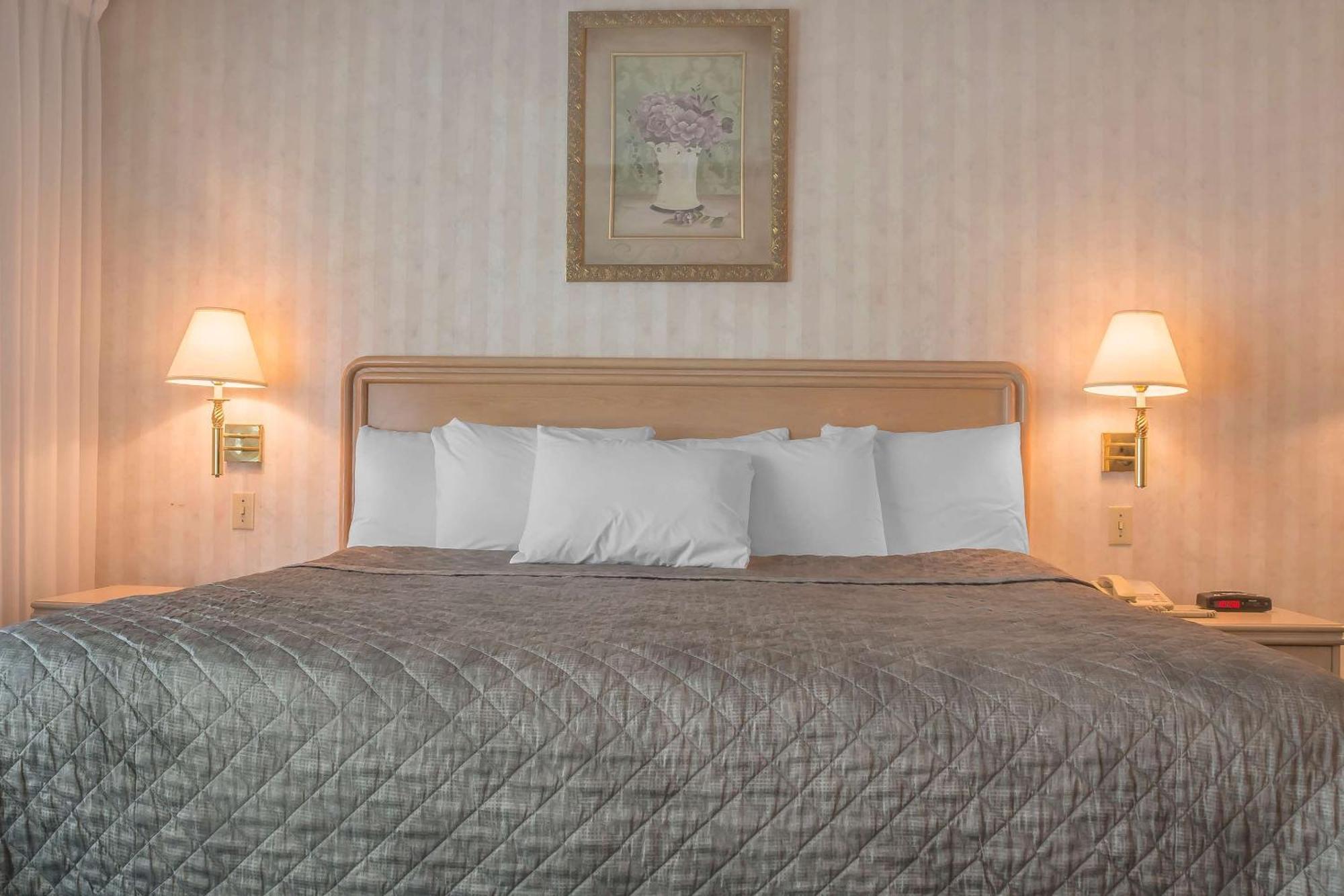 Rodeway Inn Fallsview Niagarawatervallen Buitenkant foto